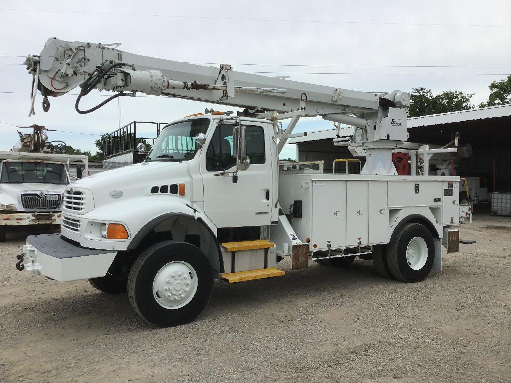 Used Digger Derricks For Sale